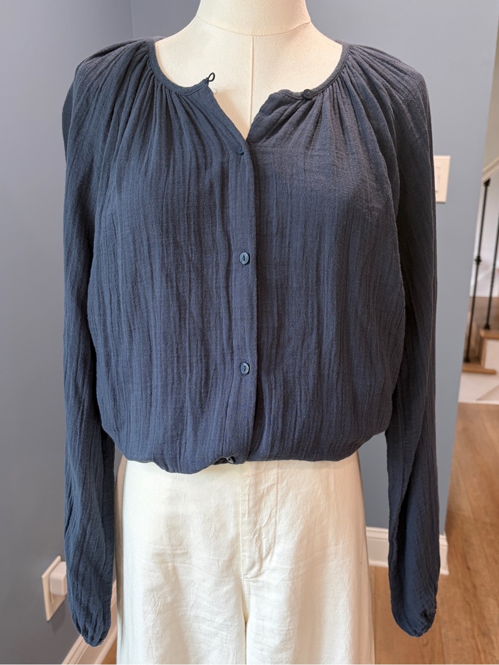 Quince Organic Cotton Gauze Button Front Blouse Navy Blue M